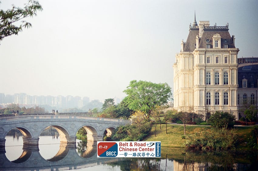 Kota Dongguan sebagai Pusat Industri dan Tujuan Pekerja Asing